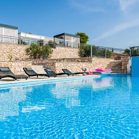 Holiday home Mobile Damar 3 Drage